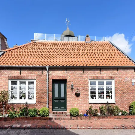 Im Haus Hafenjuwel In Apartment Neuharlingersiel